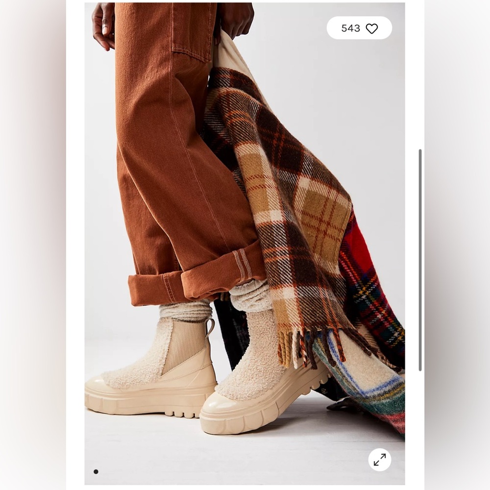 NWT SOREL Leather Caribou X Waterproof Chelsea Boots